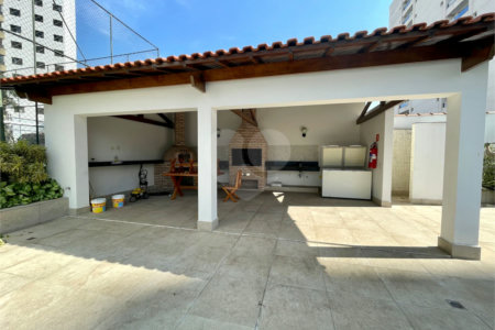 Apartamento à venda com 4 quartos, sendo 3 suítes, em Campo Belo, São Paulo, SP