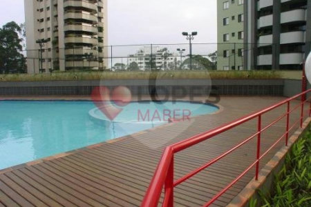 Apartamento à venda com 3 suítes em Vila Suzana, São Paulo, SP