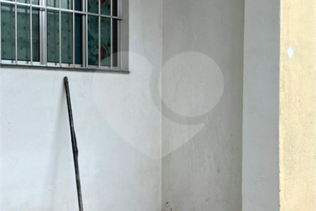 Casa Térrea à venda com 3 quartos em Jardim Dom José, São Paulo, SP