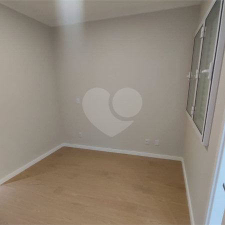 Apartamento à venda com 3 quartos, sendo 2 suítes,  em Jardim Arpoador, São Paulo, SP