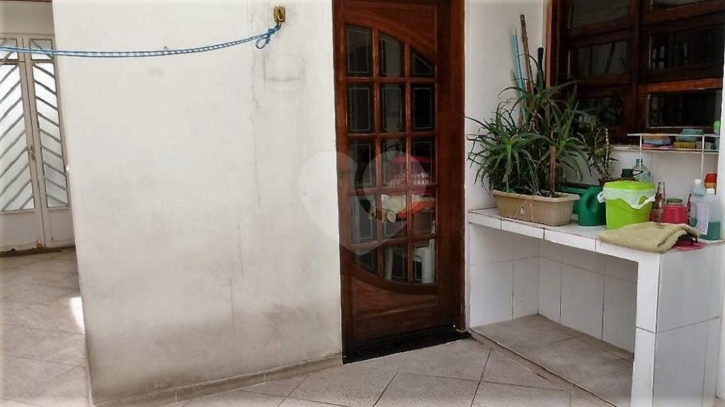 Sobrado à venda com 4 quartos, sendo 2 suítes, em Vila Nivi, São Paulo, SP