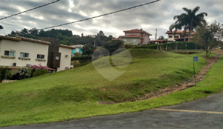 Terreno à venda com 1 quarto no condomínio Portal do Sabiá, Araçoiaba da Serra - SP