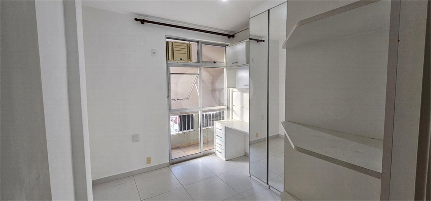 Apartamento à venda com 2 quartos, sendo 1 suíte,  em Tijuca, Rio de Janeiro, RJ