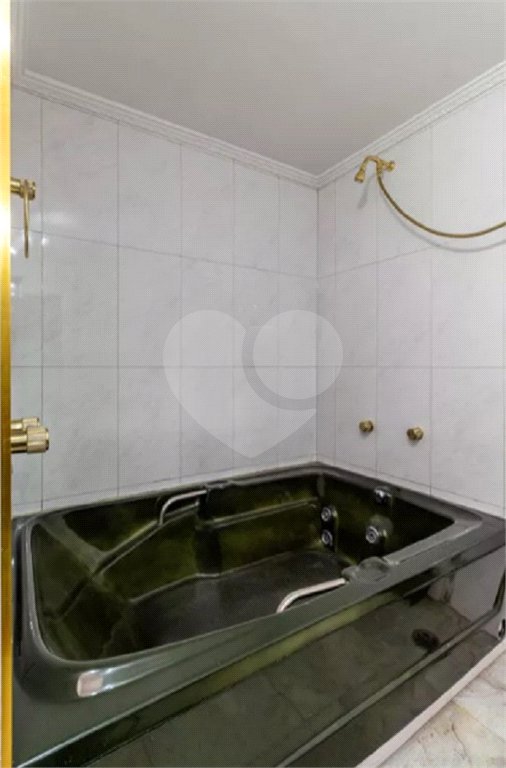 Sobrado à venda com 5 quartos, sendo 4 suítes, em Vila Galvão, Guarulhos, SP