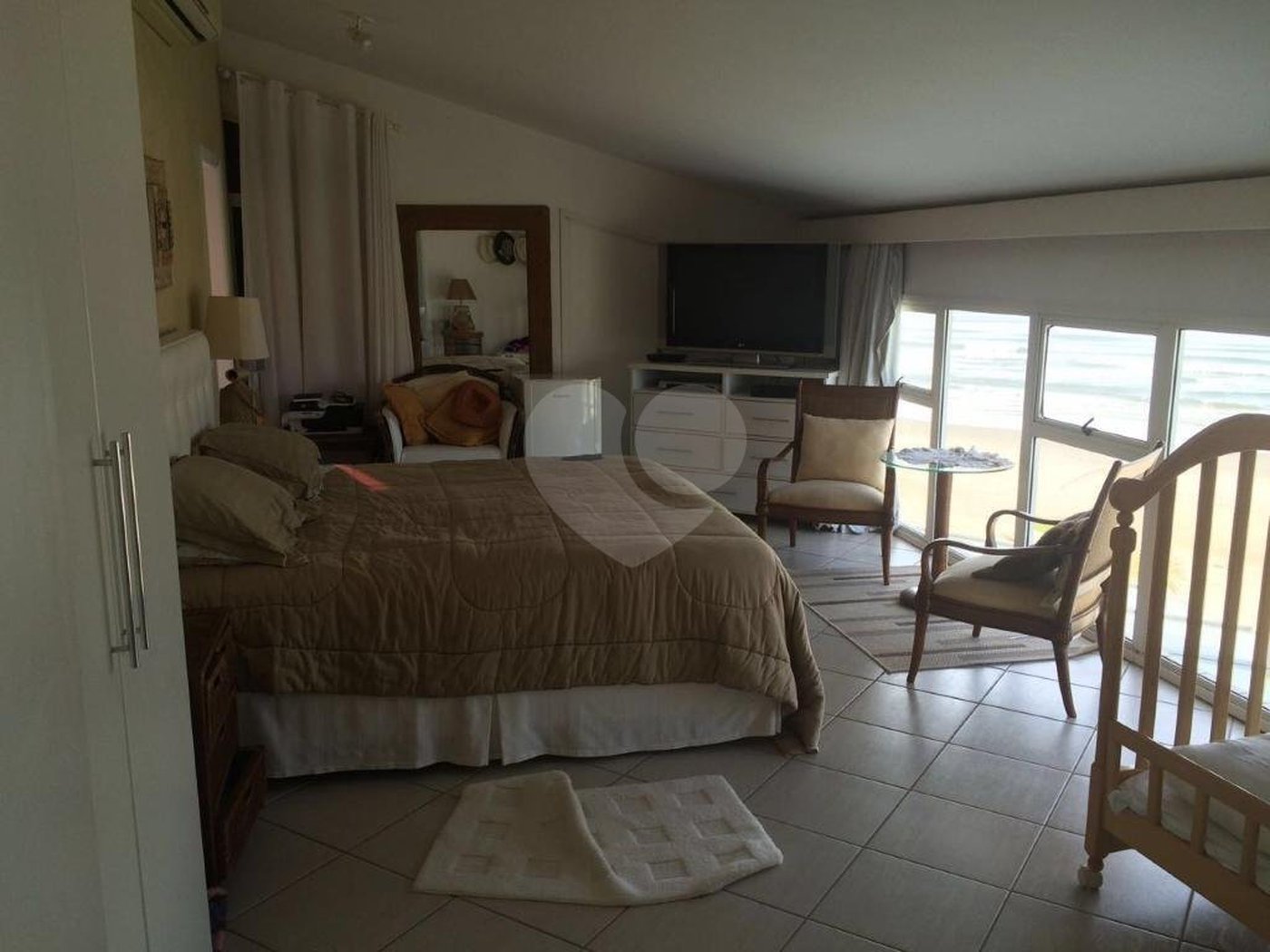 Triplex à venda com 6 suítes em Riviera de São Lourenço, Bertioga, SP