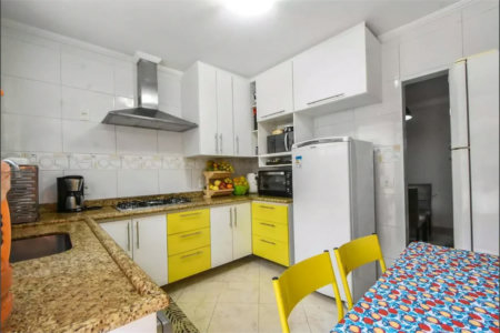 Sobrado à venda com 3 quartos, sendo 1 suíte, em Brooklin Paulista, São Paulo, SP