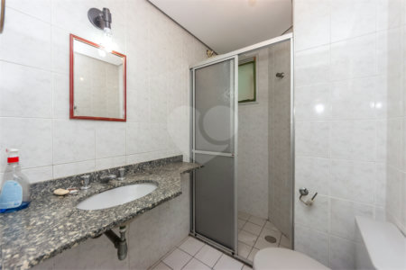 Apartamento à venda com 3 quartos, sendo 1 suíte, em Saúde, São Paulo, SP