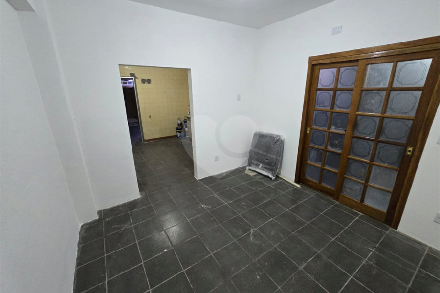 Sobrado à venda com 5 quartos em Freguesia do Ó, São Paulo, SP