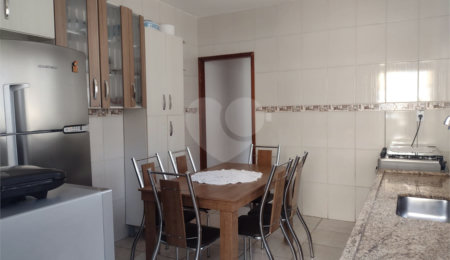Casa Térrea à venda com 5 quartos no Centro, Atibaia, SP