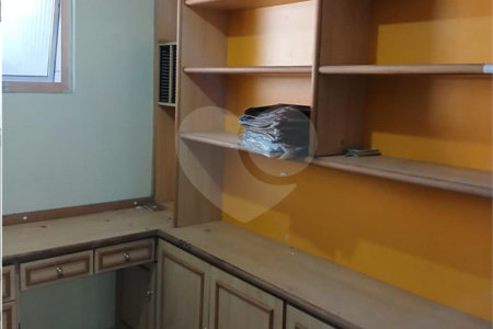 Casa à venda com 3 quartos, sendo 2 suítes, em Parque América, São Paulo, SP