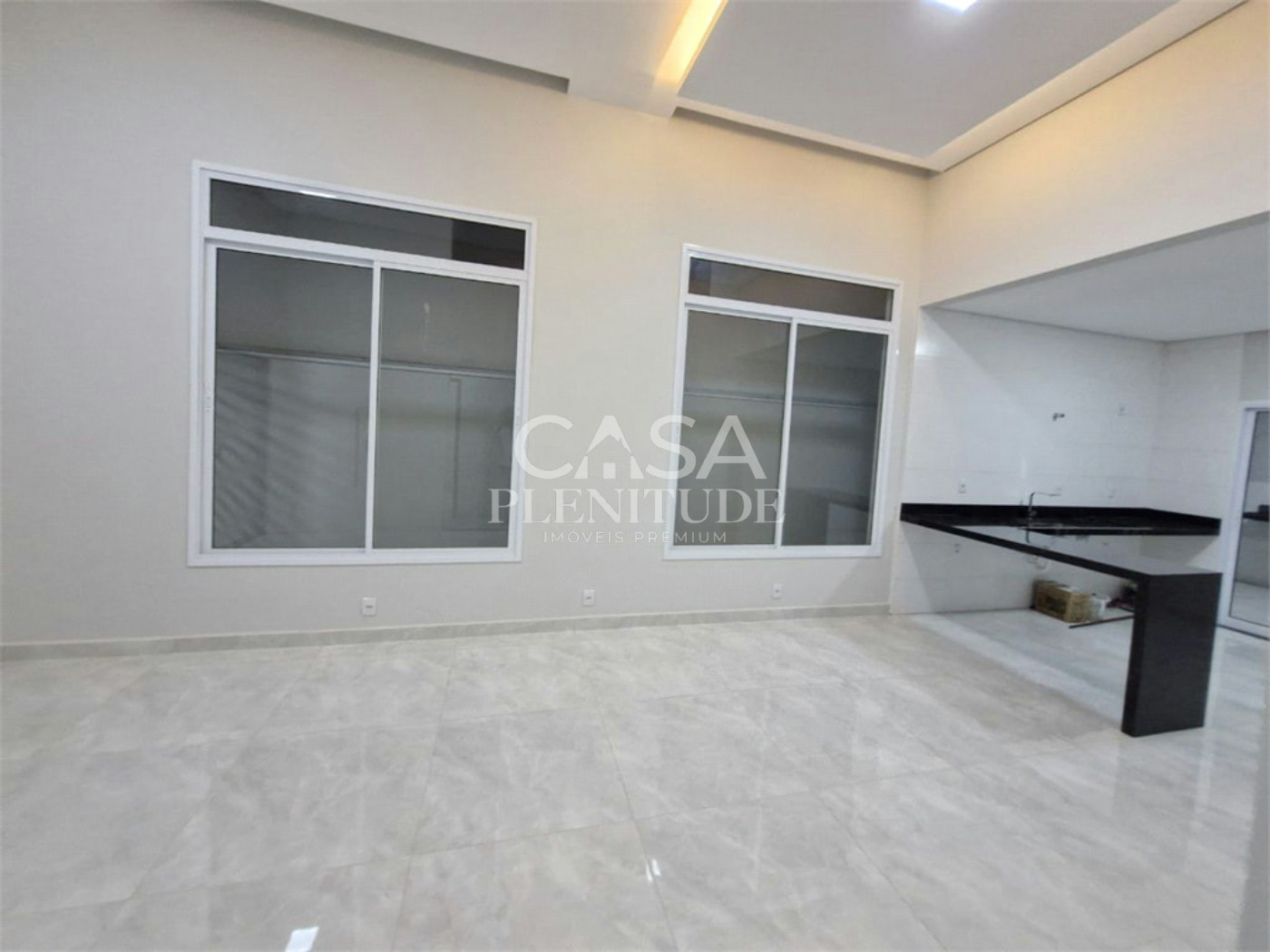 Casa em condomínio à venda com 3 quartos, sendo 1 suíte, em Cajuru do Sul, Sorocaba, SP