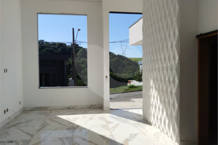 Casa à venda com 3 suítes no condomínio Aruã Brisas, Mogi das Cruzes - SP