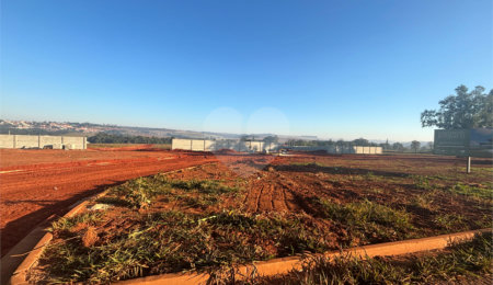 Terreno à venda em Portal dos Pinheiros Ii, Itapetininga, SP