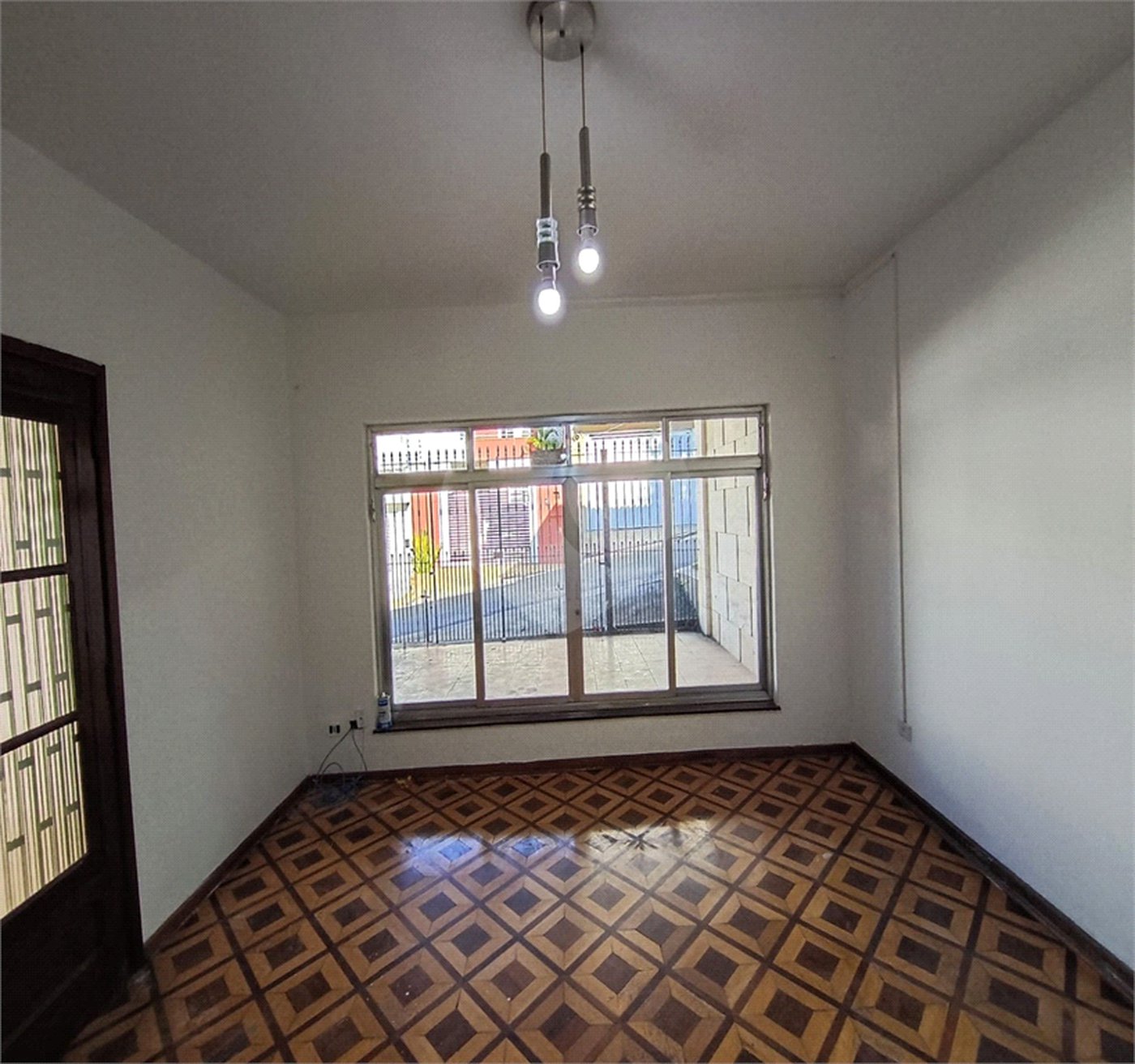 Sobrado à venda com 3 quartos em Chora Menino, São Paulo, SP