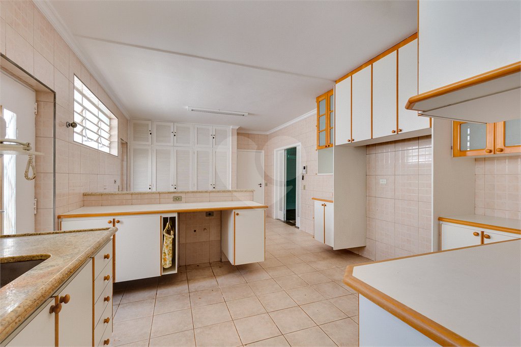 Casa à venda com 3 suítes em Alto da Boa Vista, São Paulo, SP