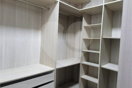 Chácara à venda com 3 quartos, sendo 2 suítes, em Planalto Verde, São Roque, SP