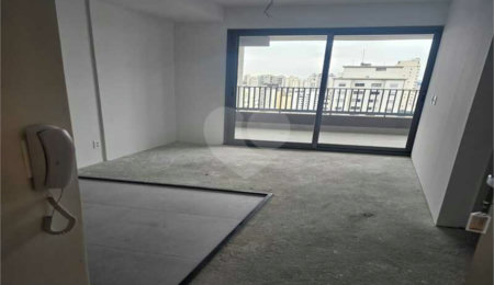 Loja à venda com 2 quartos, sendo 1 suíte,  em Vila Pompéia, São Paulo, SP