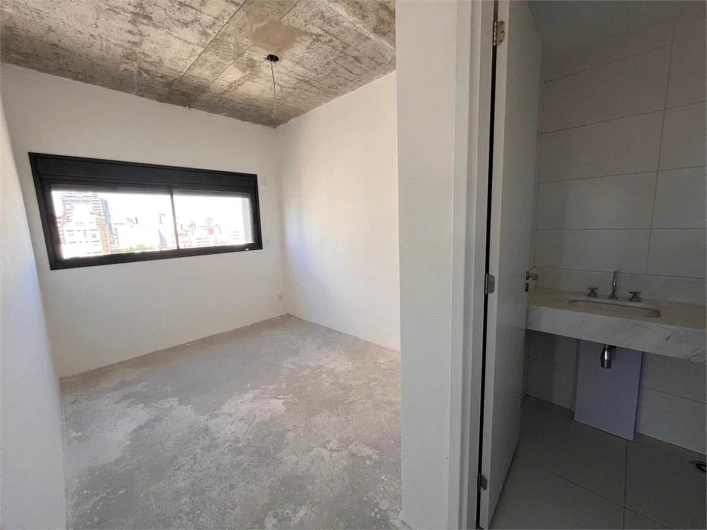 Apartamento à venda com 3 suítes em Pinheiros, São Paulo, SP