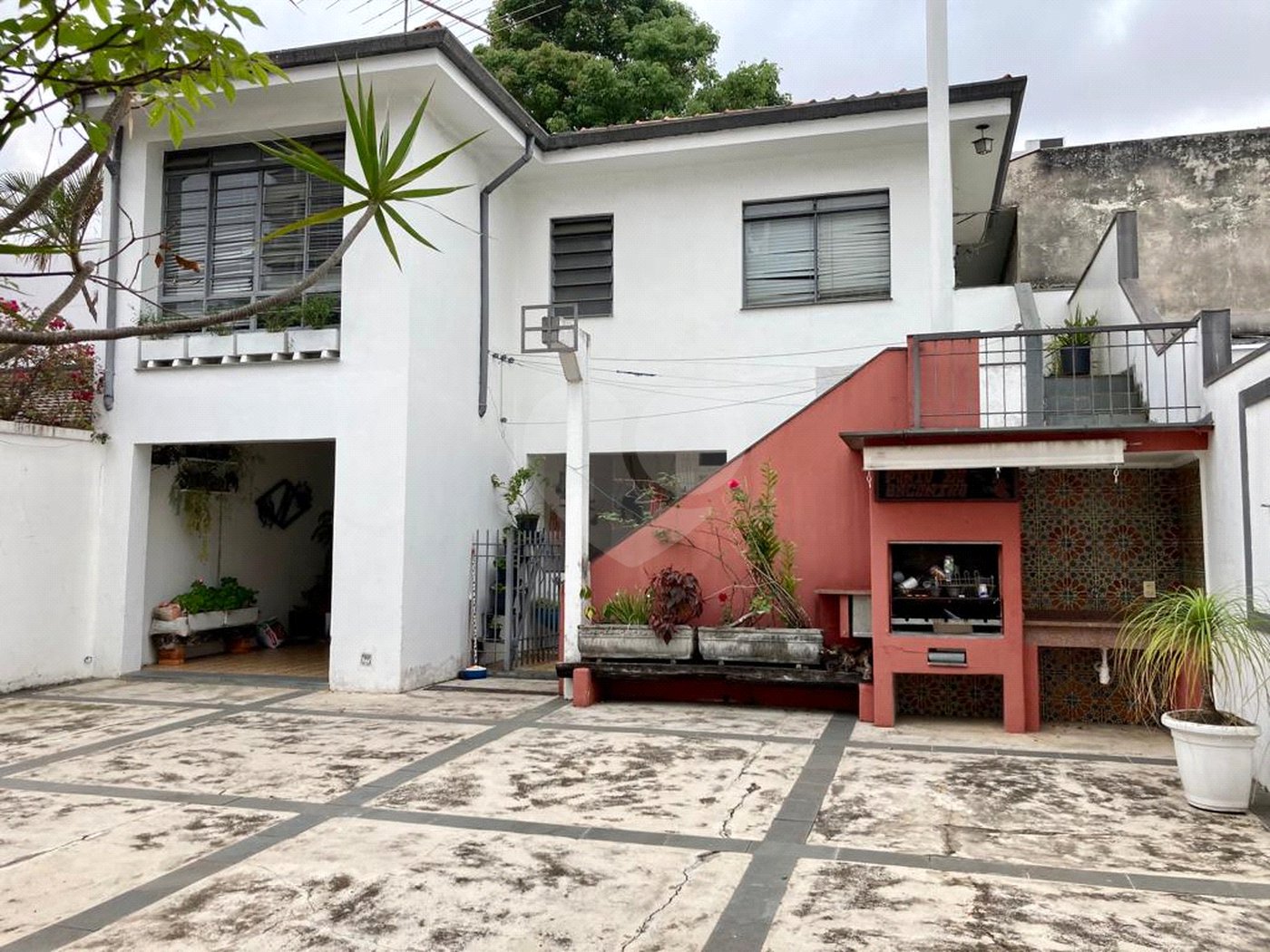 Sobrado à venda ou para alugar com 3 quartos, sendo 1 suíte,  em Parque Colonial, São Paulo, SP