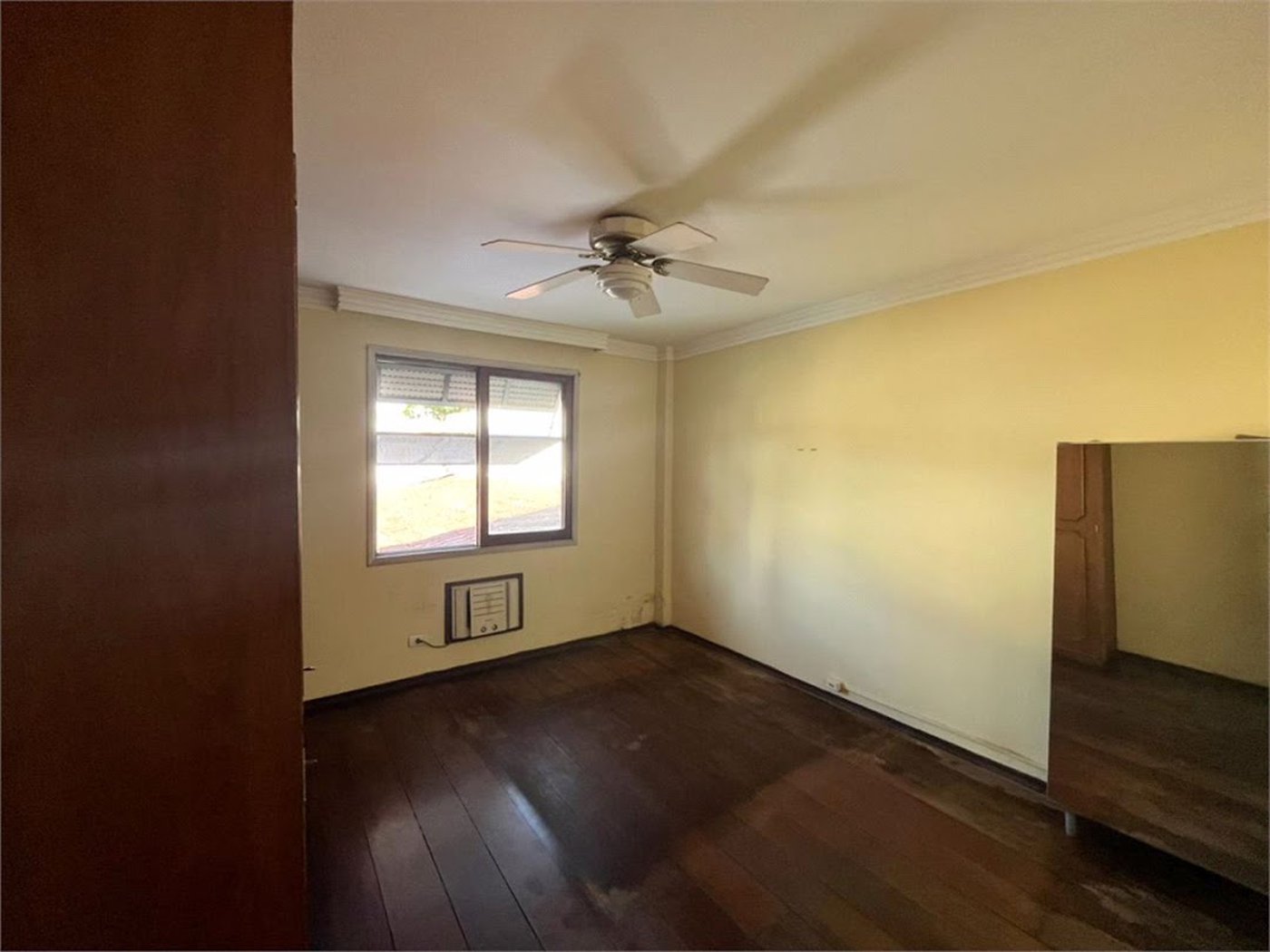 Casa com 5 dormitórios para alugar, 250 m² por R$ 10.630,00 - Ponta da Praia - Santos/SP
