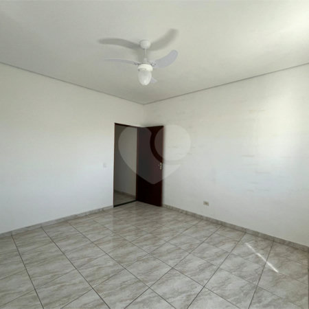Casa à venda com 4 quartos, sendo 2 suítes, em Nova Cerejeira, Atibaia, SP