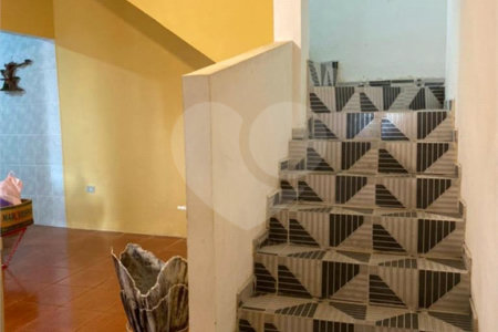 Casa à venda com 2 quartos, sendo 1 suíte, no Centro, Araçoiaba da Serra, SP