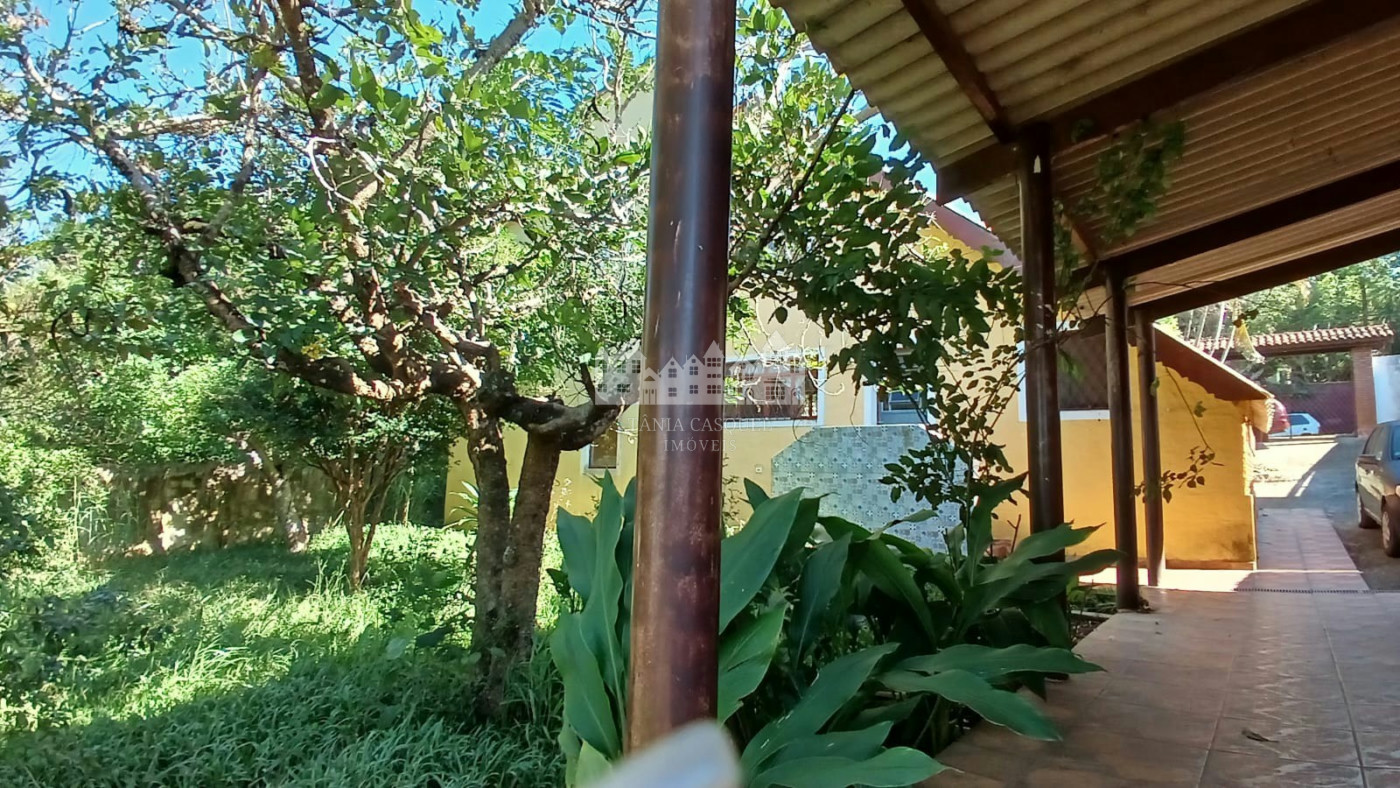 Chácara à venda com 3 quartos, sendo 1 suíte,  em Vila Dom Pedro, Atibaia, SP