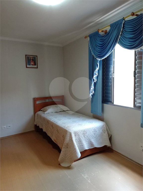 Sobrado à venda com 3 quartos, sendo 1 suíte,  em Vila Santo Estéfano, São Paulo, SP