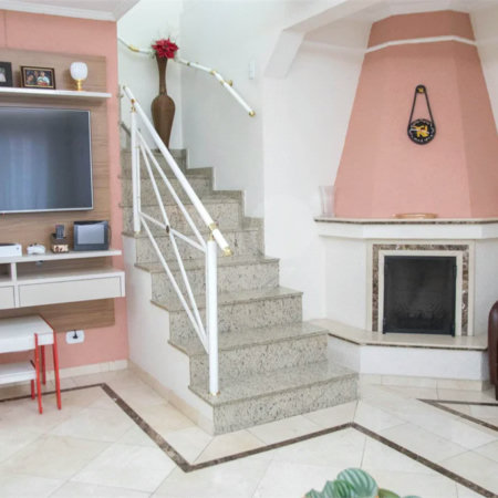 Casa à venda com 3 quartos, sendo 1 suíte, em Vila Gustavo, São Paulo, SP
