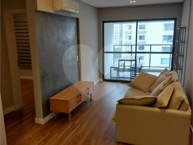 Apartamento para alugar com 2 quartos, sendo 1 suíte,  em Brooklin, São Paulo, SP