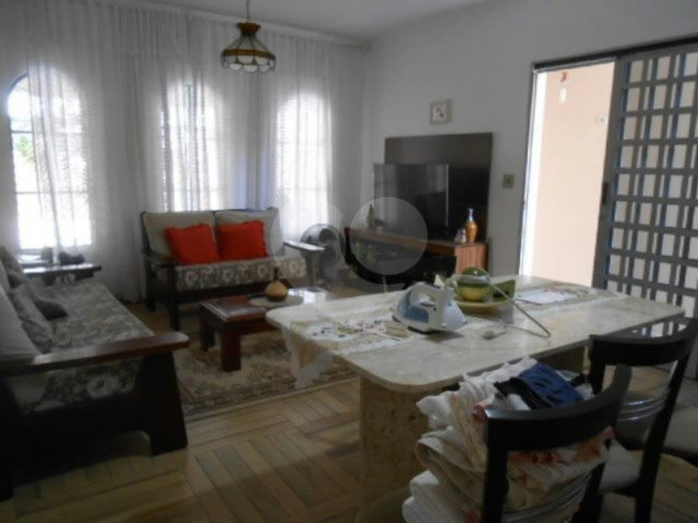 Sobrado à venda com 4 quartos, sendo 1 suíte,  em Tucuruvi, São Paulo, SP