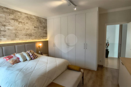 Casa à venda com 3 suítes no condomínio Reserva da Mata, Vinhedo - SP