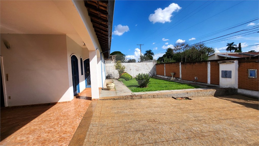 Casa à venda com 4 suítes em Vila Harmonia, Araraquara, SP