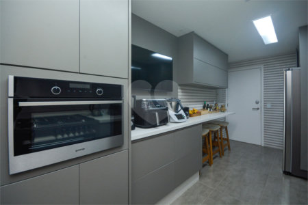 Apartamento à venda com 3 suítes em Jardim Fonte do Morumbi, São Paulo, SP