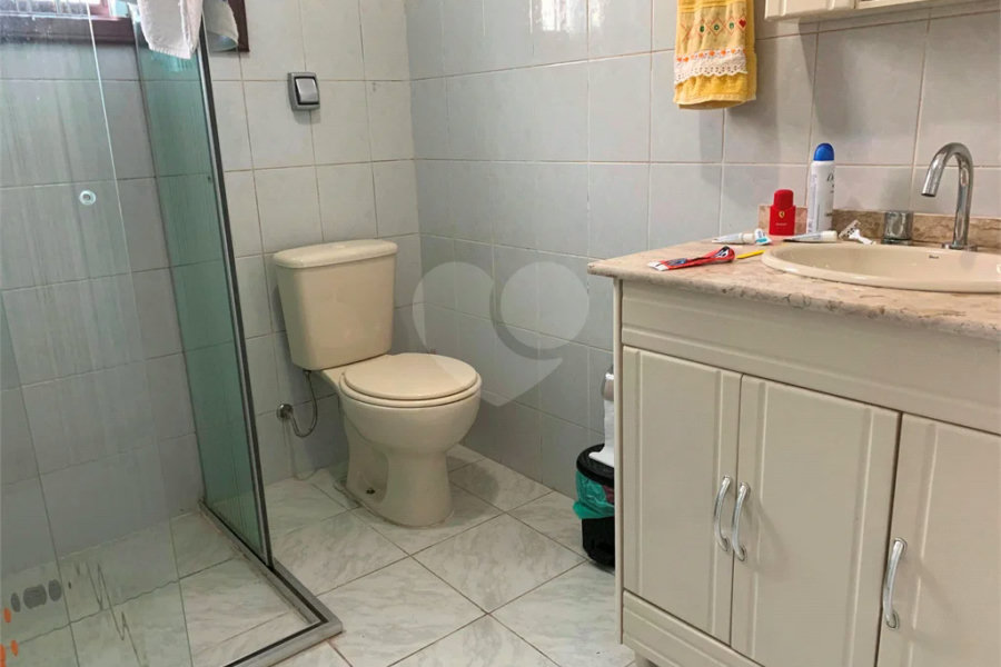 Sobrado à venda com 3 quartos, sendo 1 suíte, em Tremembé, São Paulo, SP