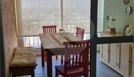 Apartamento à venda com 2 quartos, sendo 1 suíte,  em Vila Bertioga, São Paulo, SP