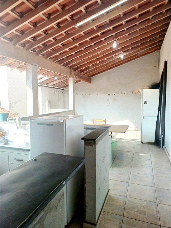 Casa à venda com 3 quartos, sendo 1 suíte,  no condomínio Altos de Poa, Poá - SP