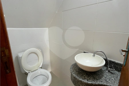 Casa à venda com 4 quartos, sendo 1 suíte, no condomínio Imperial Santa Cruz, Rio de Janeiro - RJ
