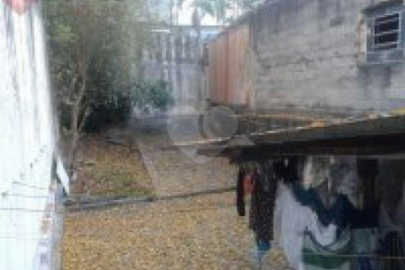 Casa Térrea à venda com 3 quartos em Santa Teresinha, São Paulo, SP