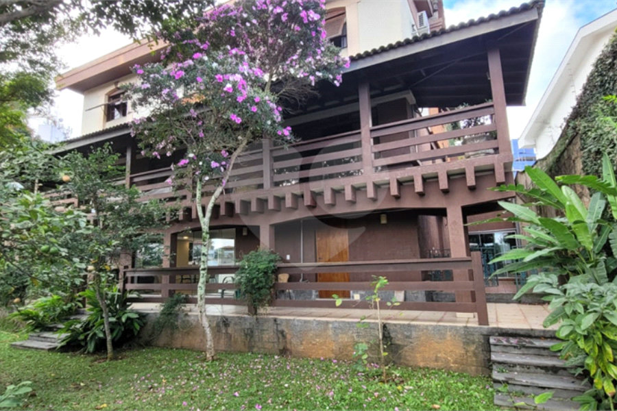 Sobrado à venda com 5 quartos, sendo 4 suítes,  em Tucuruvi, São Paulo, SP