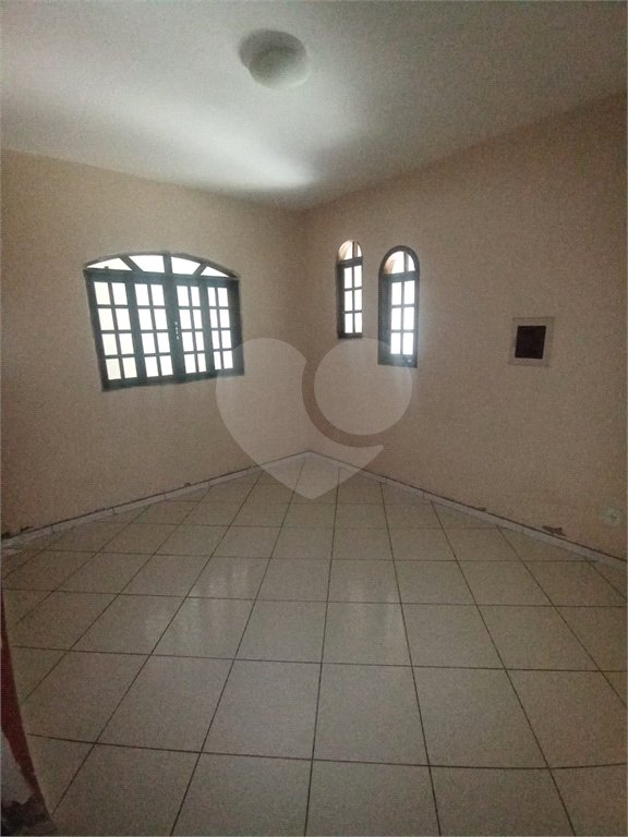 Casa à venda com 2 quartos, sendo 1 suíte, no condomínio River Plate, Rio de Janeiro - RJ