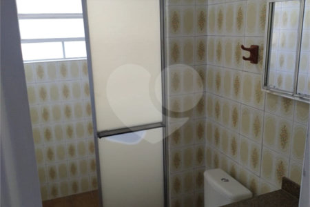 Sobrado à venda com 3 quartos, sendo 1 suíte, em Chácara Inglesa, São Paulo, SP