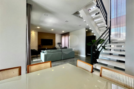Casa à venda com 3 suítes em Vila Popular, Itapetininga, SP