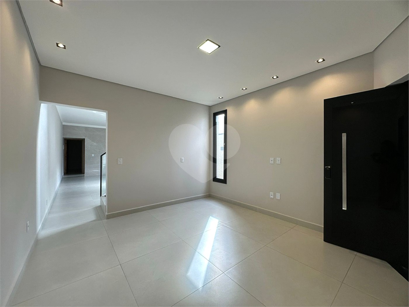 Casa à venda com 3 quartos, sendo 1 suíte, em Vila Carolina, Itapetininga, SP