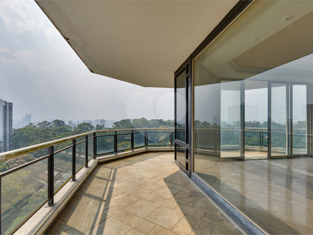 Apartamento à venda com 4 suítes em Santo Amaro, São Paulo, SP