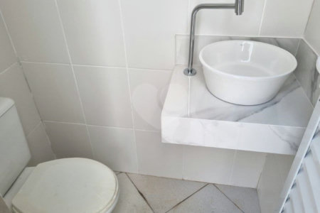 Casa à venda com 3 quartos, sendo 2 suítes,  em Mirandópolis, São Paulo, SP