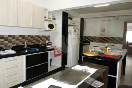 Casa à venda com 2 suítes em Vila Morse, São Paulo, SP