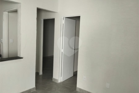Casa à venda com 2 quartos em Jardim Roberto Selmi Dei, Araraquara, SP