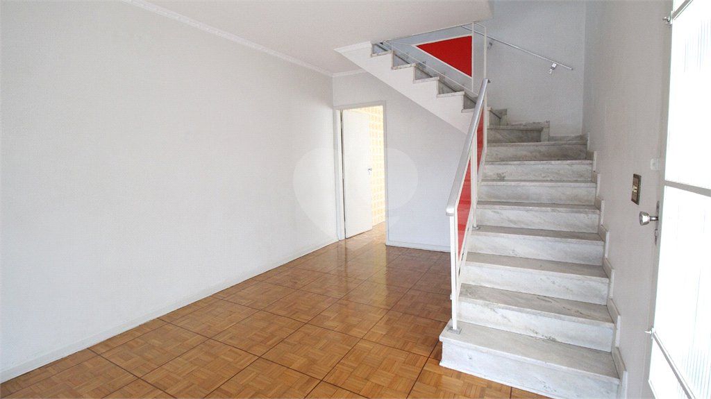 Sobrado à venda com 3 quartos, sendo 1 suíte, em Vila Aurora (zona Norte), São Paulo, SP