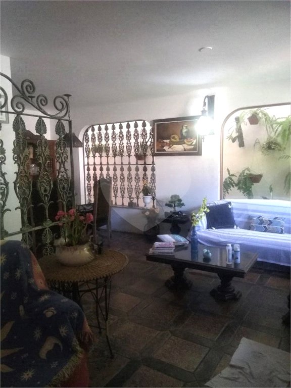 Casa à venda com 3 quartos, sendo 1 suíte, em Parque Continental, São Paulo, SP